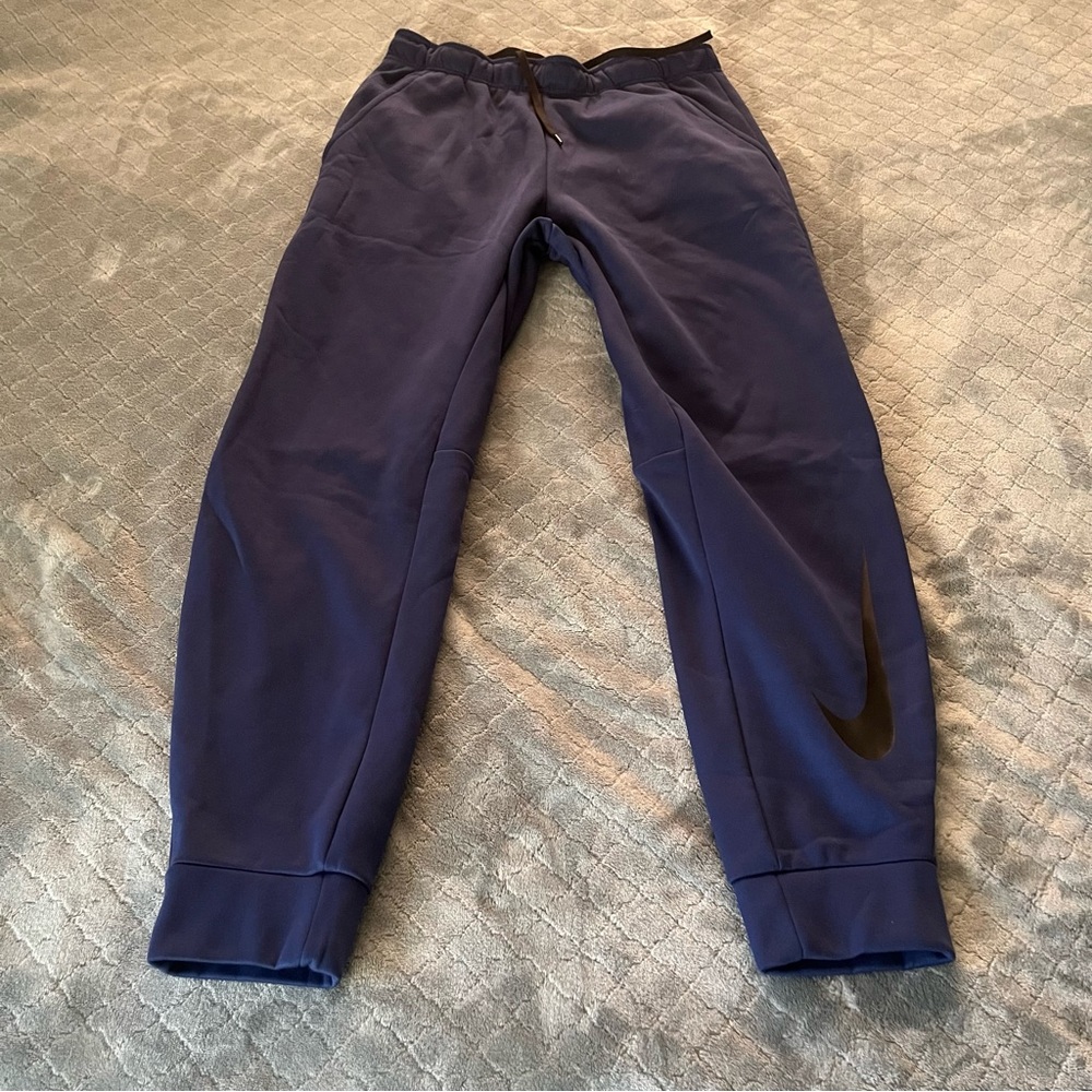 Nike Dri-FIT Mens Navy Blue Tapered Jogger Sweatpants Large Swoosh Logo Medium